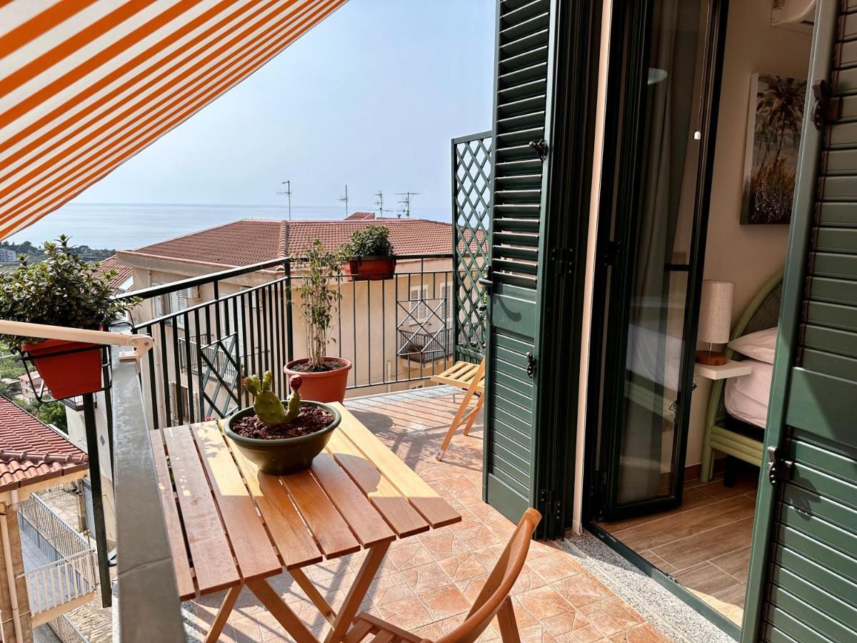 Amuka B&B Santo Stefano di Camastra Ngoại thất bức ảnh